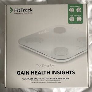 *Brand New* FitTrack Dara